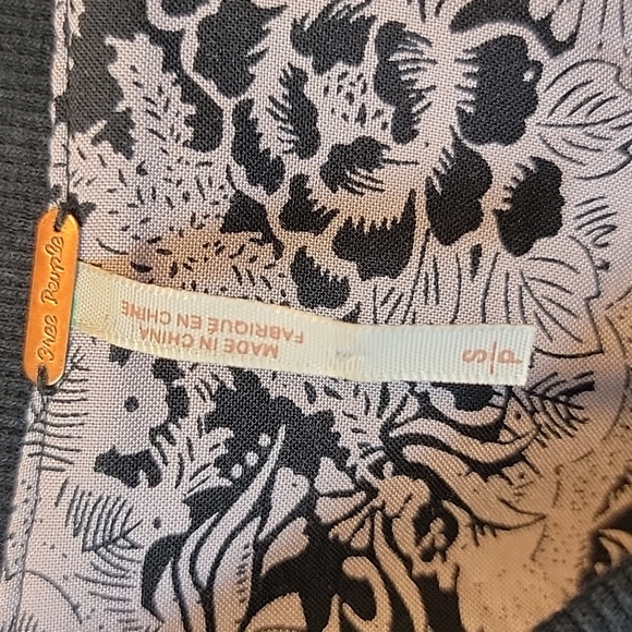 Free People Black Floral Snap Bomber Jacket Size S - Picture 4 of 7